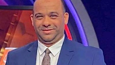لازم حكم أجنبي .. شاهد وليد صلاح الدين يوضح رأيه في نهائي السوبر