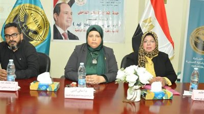 ندوة للتوعية بأهمية المبادرات الرئاسية في مجال الرعاية الصحية ببورسعيد