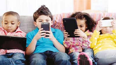 7 نصائح لتقليل وقت استخدام طفلك للهاتف