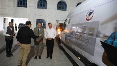 لاول مرة بالصعيد تطلق سيارات طبية لخدمة الزيارات المنزلية