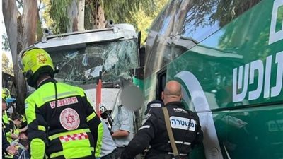 5 قتلى و50 مصابا بعملية دهس قرب مقر الموساد بتل أبيب