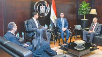 الخطيب: السوق المصرى محور صناعى وتصديرى لأسواق الشرق الأوسط وأفريقيا