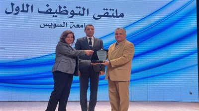 الدكتور مصطفى:مركز التطوير بجامعة السويس حقق سمعة ممتازة بالشركات