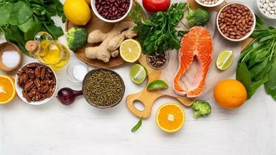 4 أنواع من الأطعمة والمشروبات تكافح التأثير السلبي لضعف جودة الهواء