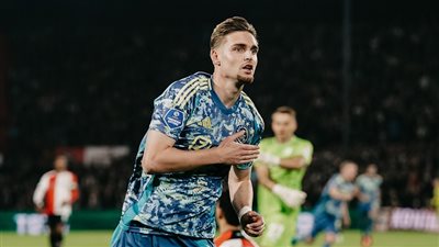 أياكس يهزم فينورد فى قمة الدورى الهولندى