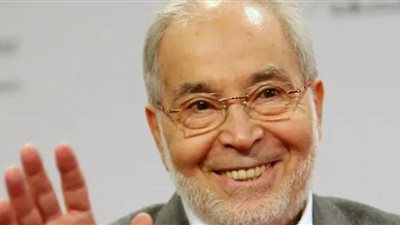 عمرو الليثي ينعى الفنان القدير حسن يوسف : فقدنا قامة فنية وإنسانية