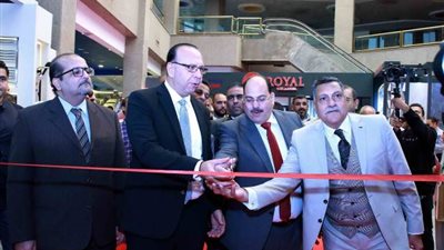 رئيس هيئة المعارض يفتتح معرضا للسيراميك والبورسلين يضم 65 شركة وطنية