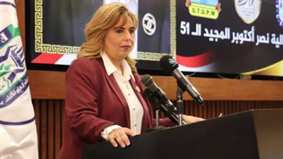 محي الدين : عمال مصر مستمرون فى العطاء و دعم للوطن