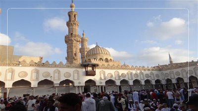حكم صلاة الحلاق اماماً واقل ما يكفي لصحة خطبة الجمعة