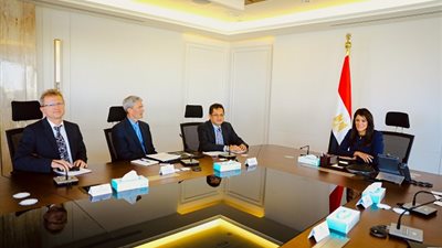 المشاط تبحث مع البنك الآسيوي جهود دعم الموازنة والإصلاحات الهيكلي