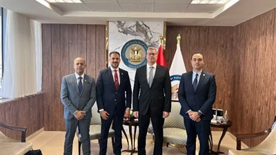 الموانئ المصرية تستقبل أول سفينة بترول إماراتية من ميناء الفجيرة