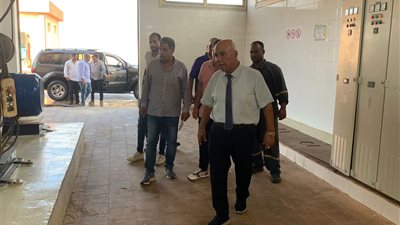 رئيس شركة مياه البحر الأحمر يتفقد محطات ومواقع الشركه بالجنوب