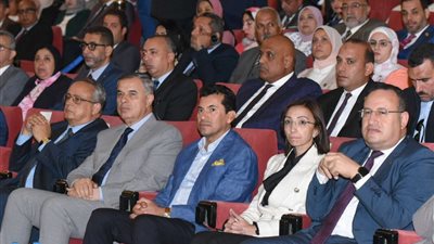 صالون رؤى الشباب في نسخته الخامسة بالاسكندرية بحضور وزير الشباب