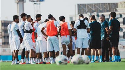 استعداداً لمواجهة سموحة.. تأهيل ثلاثي الزمالك في مران اليوم