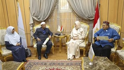 الصعيدي تفتتح برنامج 