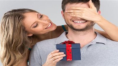 أفكار مميزة لاختيار هدايا عيد الحب للرجال