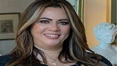 غضب برلماني من قرارات المحليات بإغلاق العيادات الطبية