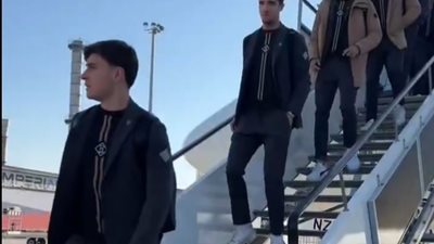برشلونة يصل بلجراد قبل مواجهة النجم الأحمر بدوري الأبطال.. فيديو
