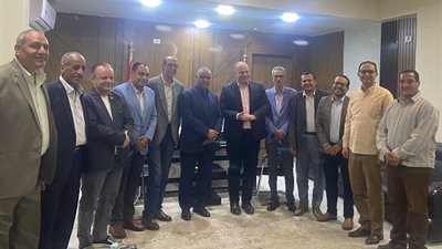 مدير تعليم قنا: الإعلام شريك أساسي في تشكيل الرأي العام