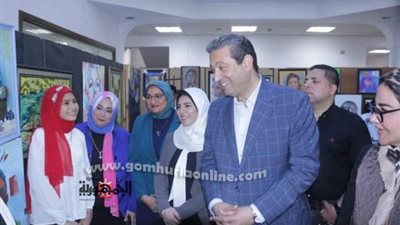 محافظ دمياط يفتتح معرض