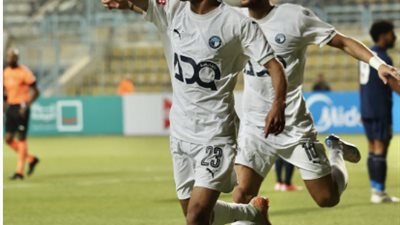 شاهد.. بيراميدز يتقدم علي انبي 1/2 فى الشوط الاول