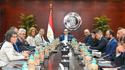وزير الاستثمار يستعرض مع منظمة (اليونيدو) مشروع الاتحاد الأوروبي لدعم التجارة والصناعة
