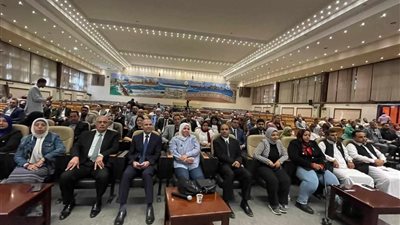 نموذج محاكاةمجلس الشيوخ بوزارة الشباب يعتمد لائحته بالتصويت الإلكتروني