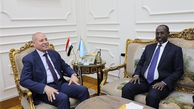 بحث سبل تعزيز العلاقات بين القاهرة و مقديشيو