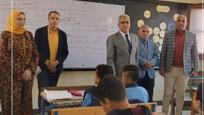 مدير تعليم الإسماعيلية يتفقد مدارس القصاصين