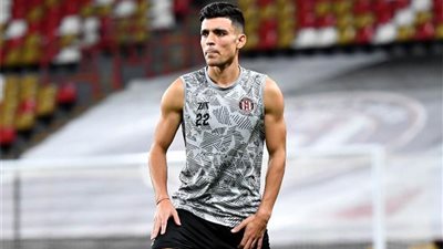 أحمد سليمان يكشف كواليس تعثر انتقال أشرف بن شرقي لصفوف الزمالك