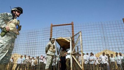 تعويضات بـ42 مليون دولار لـ3 عراقيين عُذبوا في سجن أبو غريب