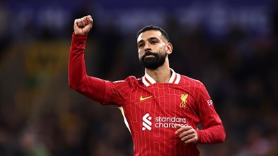 محمد صلاح يستغل غيابه عن المنتخب ويطير للإمارات
