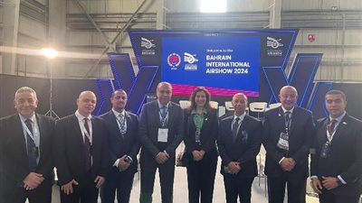 الحفني يبحث مع وزير المواصلات والاتصالات بالبحرين اوجه التعاون