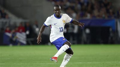 بسبب غياب مبابى .. كانتى يرتدى شارة قيادة منتخب فرنسا