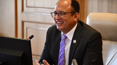 دكتور بجامعة حلوان يفوز بمنصب نائب رئيس لجنة الاتحاد الدولى للاتصالات