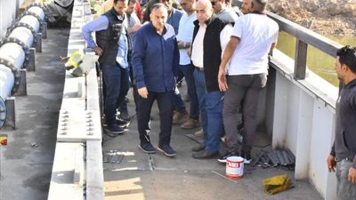 محافظ أسيوط يواصل جولاته التفقدية بنفق المشاة بالمعلمين