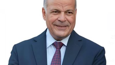 إحالة إدارة مدير مدرسة السادات الثانوية التجارية ببورسعيد للتحقيق