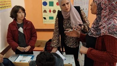 تفاصيل جولة مفاجئة على المدارس لمديرة الإدارة التعليمية فى الشروق صور
