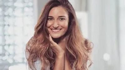 أمينة خليل تعيش قصة حب وتعلن عن موعد خطوبتها قريبا