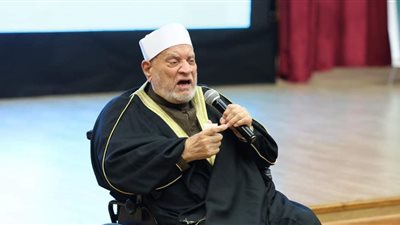 د.أحمد عمر هاشم: عالم اليوم يشهد انحرافًا صارخًا عن القيم الإنسان