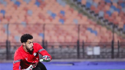 هشام حنفي يكشف صاحب قرار مشاركة شوبير أساسيًا مع المنتخب