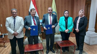٦ كرافانات لتريبية الدواجن من روتاري بنى سويف لكلية الزراعة