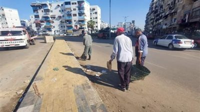حملات النظافة بالأحياء الشعبية ببورسعيد لاتكل ولاتعرف الكسل