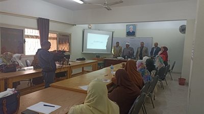 برنامج تدريبي لتنمية مهارات المعلمين ببنى سويف