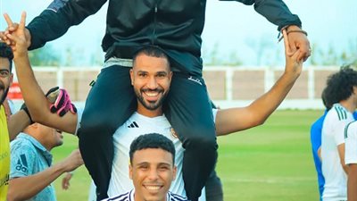 أجا صعد إلي صدارة التاسعة