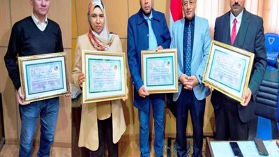 وكيل زراعة البحيرة يكرم 4 موظفين متميزين عن شهر نوفمبر