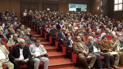 وكيل تعليم البحيرة يعقد اجتماع لمتابعة الاستعدادات لامتحانات