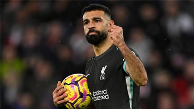رسميًا.. محمد صلاح يجاور أسطورتي ليفربول في نادي المائة