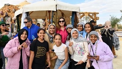 رحلة ترفيهية للفنانين والوفود المشاركة بمهرجان الفيوم السينمائي