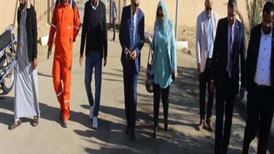 السحرتى تتفقد المزرعة البحثية بعلوم البحار بالسويس